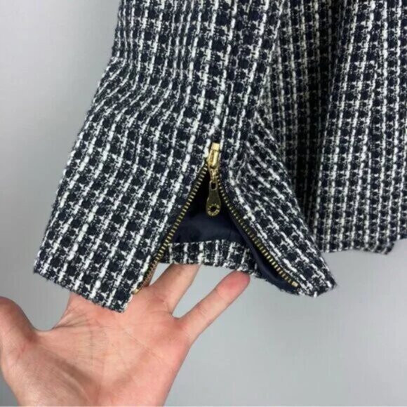 Tahari Arthur S. Levine Tweed Blazer Size 16 Navy Wool Blend Gold Zip - Picture 5 of 10